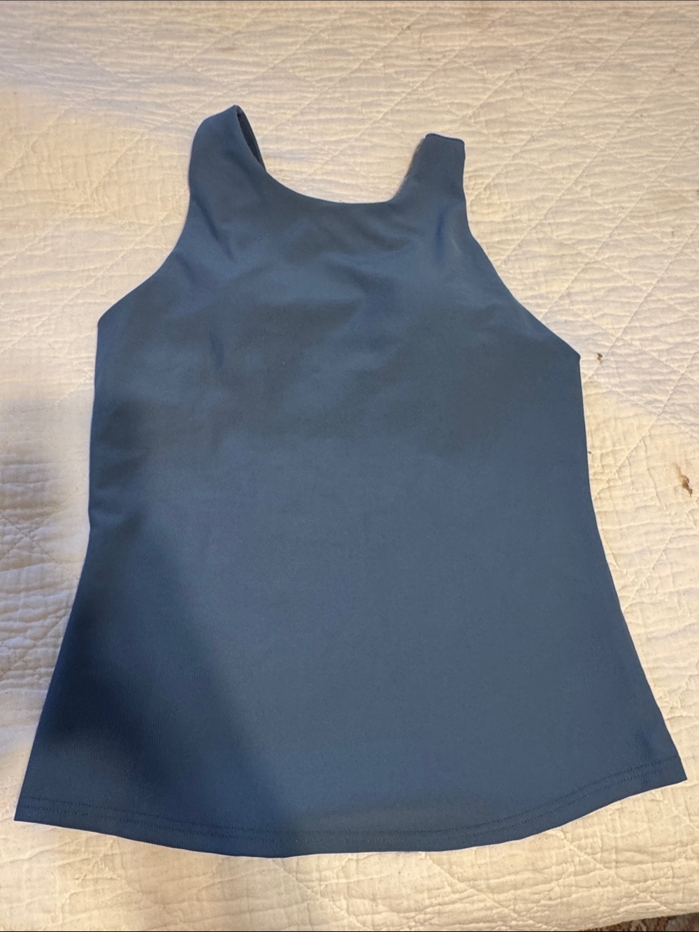 Women’s workout Tank Top in Navy - built in bra
